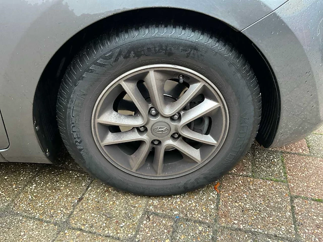 2015 hyundai i30 personenauto - afbeelding 16 van  31