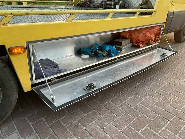 2015 iveco daily 35-15 bedrijfswagen - afbeelding 2 van  21