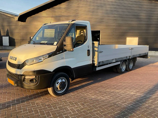 2015 iveco daily 40-170 bedrijfswagen - afbeelding 1 van  19