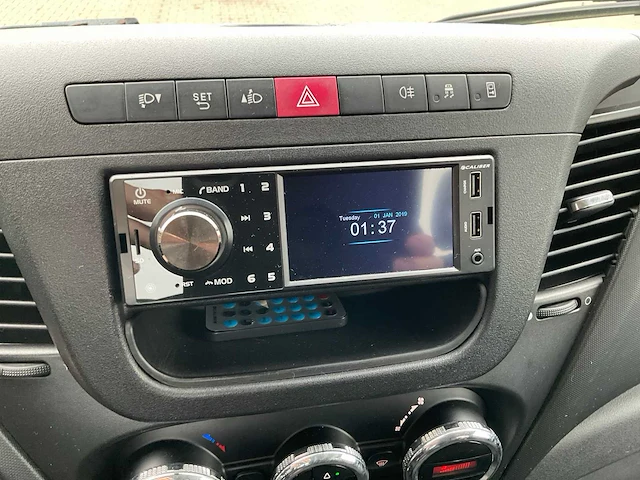 2015 iveco daily 40-210 be-trekker bedrijfswagen - afbeelding 6 van  21