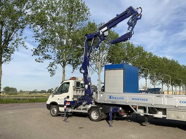 2015 iveco daily 40c18 300 be-trekker met laadkraan en oplegger - afbeelding 2 van  72