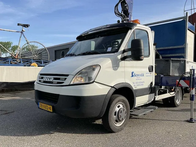 2015 iveco daily 40c18 300 be-trekker met laadkraan en oplegger - afbeelding 7 van  72