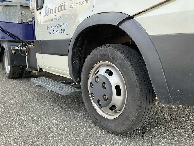 2015 iveco daily 40c18 300 be-trekker met laadkraan en oplegger - afbeelding 25 van  72