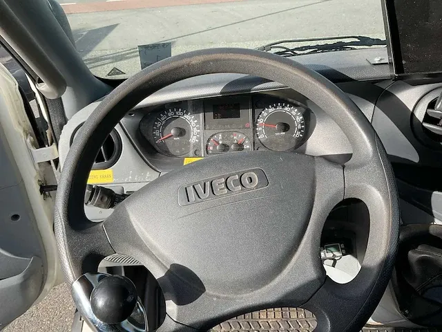 2015 iveco daily 40c18 300 be-trekker met laadkraan en oplegger - afbeelding 33 van  72
