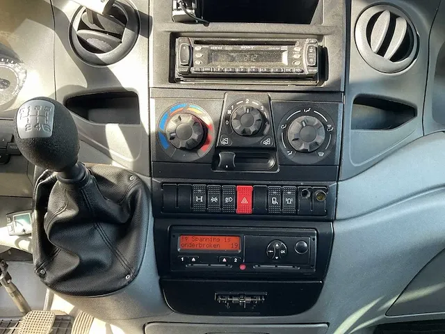 2015 iveco daily 40c18 300 be-trekker met laadkraan en oplegger - afbeelding 35 van  72