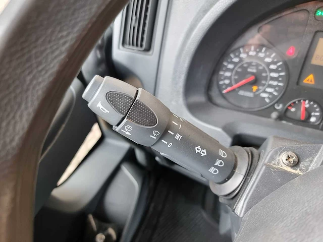 2015 iveco e6 80e19 vrachtwagen / oprijwagen - afbeelding 31 van  33