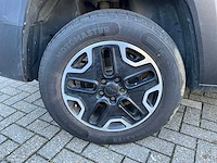 2015 jeep renegade 4x4 trail hawk personenauto - afbeelding 26 van  36