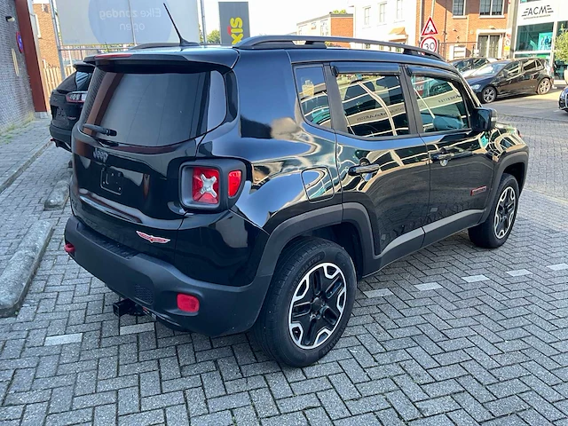 2015 jeep renegade 4x4 trail hawk personenauto - afbeelding 32 van  36