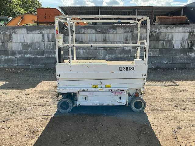 2015 jlg 1930es schaarhoogwerker - afbeelding 12 van  27