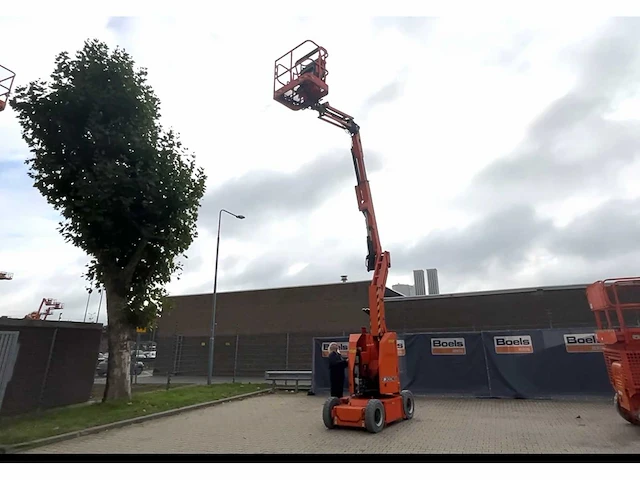 2015 jlg e300ajp hoogwerker - afbeelding 1 van  42