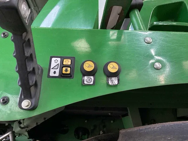 2015 john deere - 8500i - hakselaar met korrelkneuzer - afbeelding 3 van  21