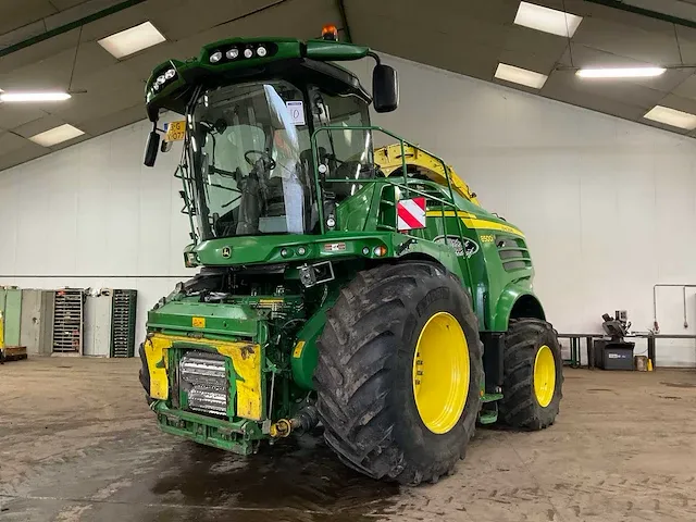 2015 john deere - 8500i - hakselaar met korrelkneuzer - afbeelding 1 van  21