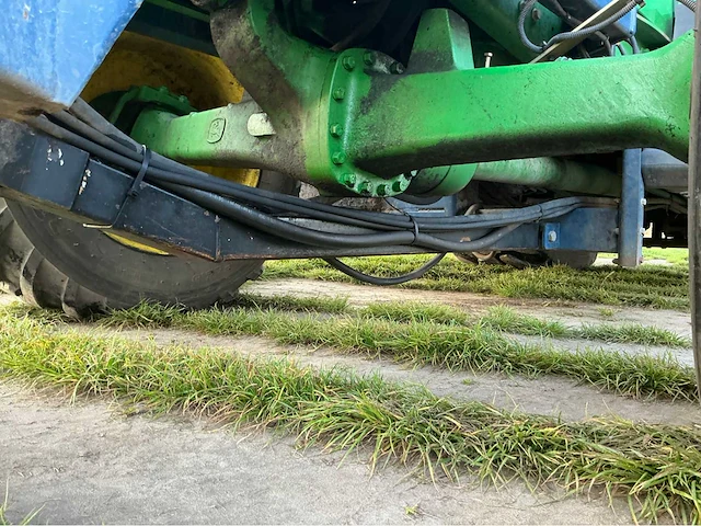 2015 john deere 6105 m met brouwer robomax graszodensteker - afbeelding 28 van  57
