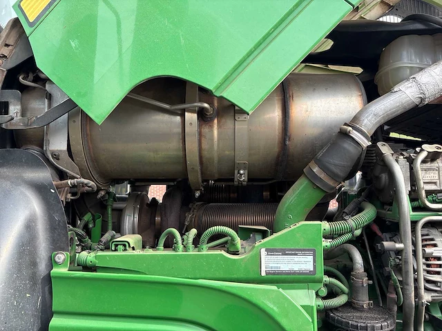 2015 john deere 6215r vierwielaangedreven landbouwtractor - afbeelding 13 van  57