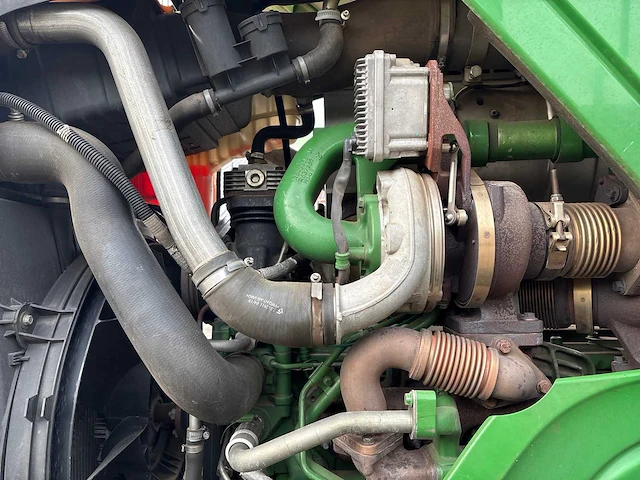 2015 john deere 6215r vierwielaangedreven landbouwtractor - afbeelding 3 van  57