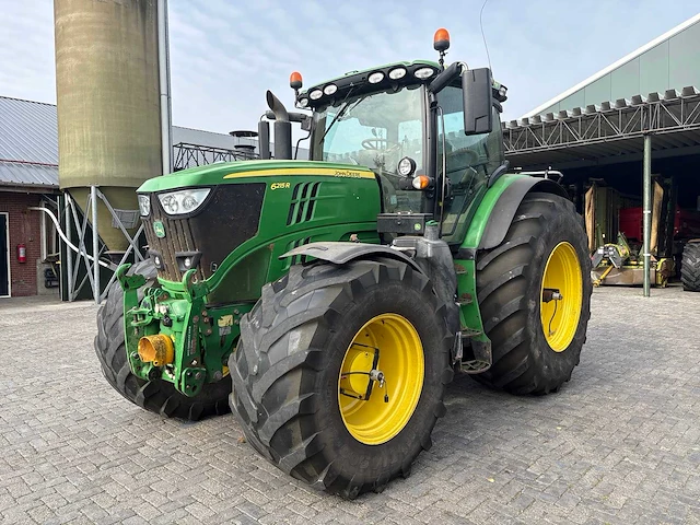 2015 john deere 6215r vierwielaangedreven landbouwtractor - afbeelding 1 van  57