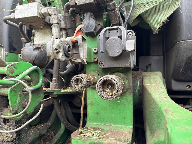 2015 john deere 6215r vierwielaangedreven landbouwtractor - afbeelding 18 van  57