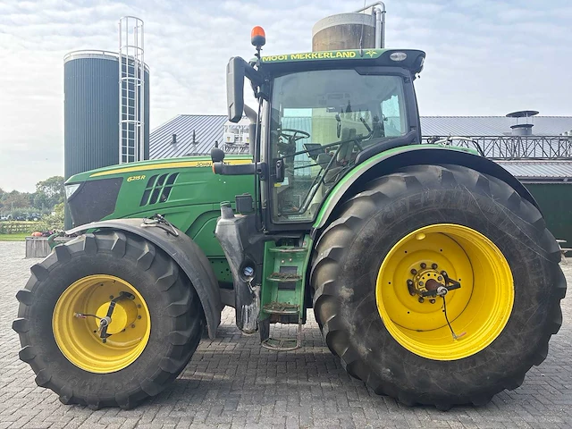 2015 john deere 6215r vierwielaangedreven landbouwtractor - afbeelding 12 van  57