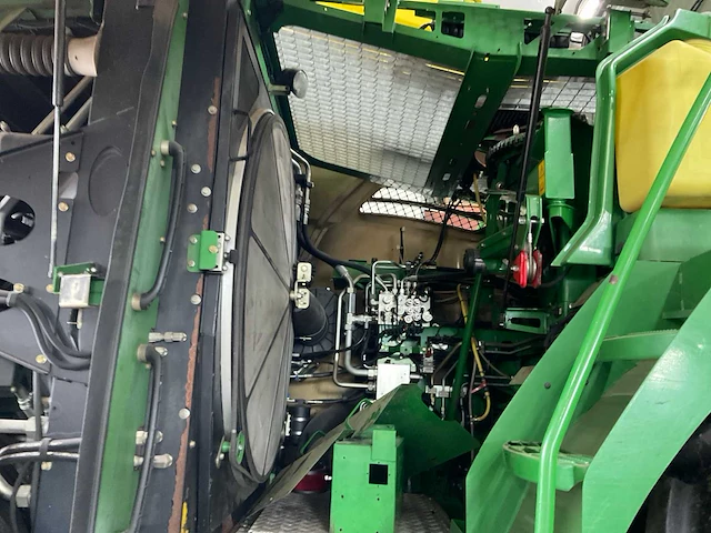 2015 john deere 8400 veldhakselaar - afbeelding 3 van  37