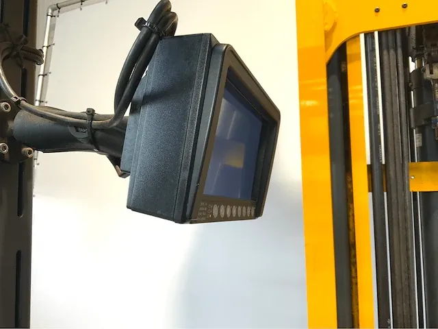 2015 jungheinrich etv318 reach truck - afbeelding 9 van  13