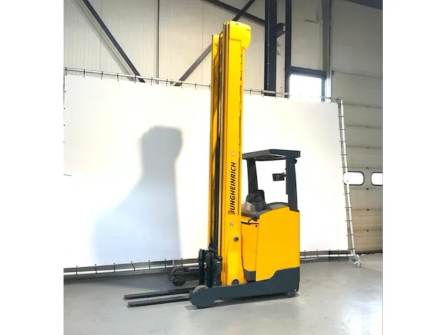 2015 jungheinrich etv318 reach truck - afbeelding 1 van  21