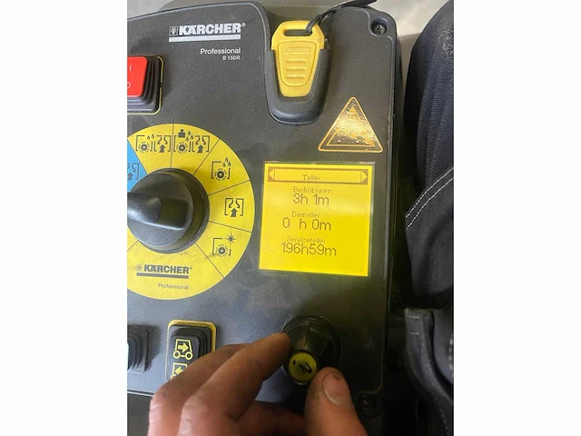 2015 karcher b 150r professional schrobmachine - afbeelding 11 van  13