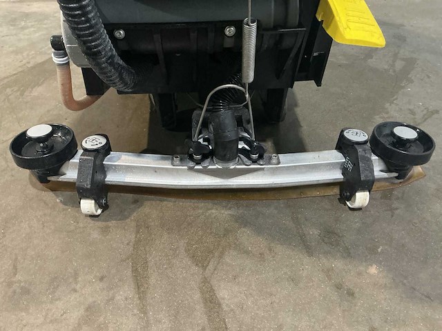 2015 kärcher b 40 c bp vloerreiniger - afbeelding 9 van  11