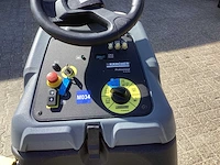 2015 kärcher professional bd 50/40 rs vloerreiniger - afbeelding 4 van  18