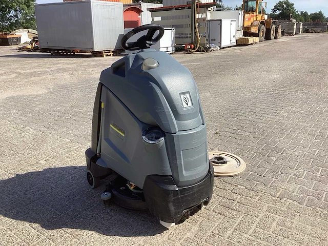 2015 kärcher professional bd 50/40 rs vloerreiniger - afbeelding 11 van  18