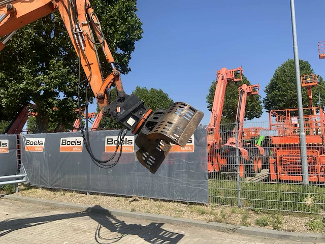 2015 komatsu pc80mr-3 midi rupsgraafmachine met sorteergrijper - afbeelding 36 van  37