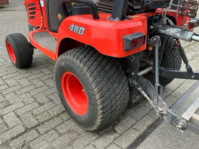 2015 kubota bx2350 smalspoor- en compacttractor - afbeelding 2 van  19