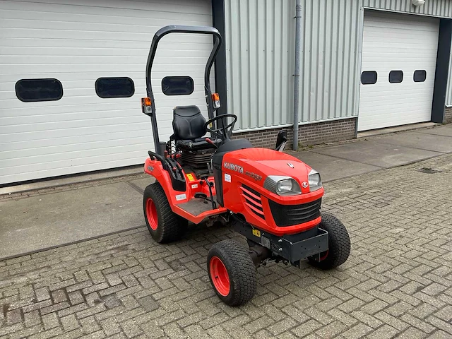2015 kubota bx2350 smalspoor- en compacttractor - afbeelding 12 van  19