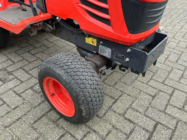 2015 kubota bx2350 smalspoor- en compacttractor - afbeelding 17 van  19