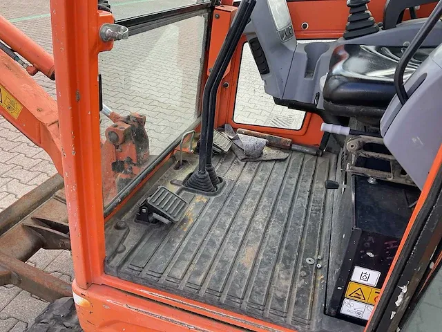2015 kubota kx016-4 - 1,5 ton conventionele mini graafmachine - afbeelding 6 van  37