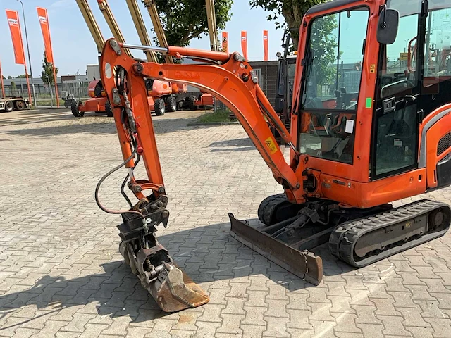 2015 kubota kx016-4 conventionele mini graafmachine - afbeelding 2 van  37