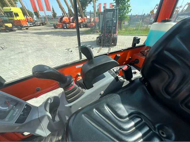 2015 kubota kx016-4 conventionele mini graafmachine - afbeelding 18 van  37
