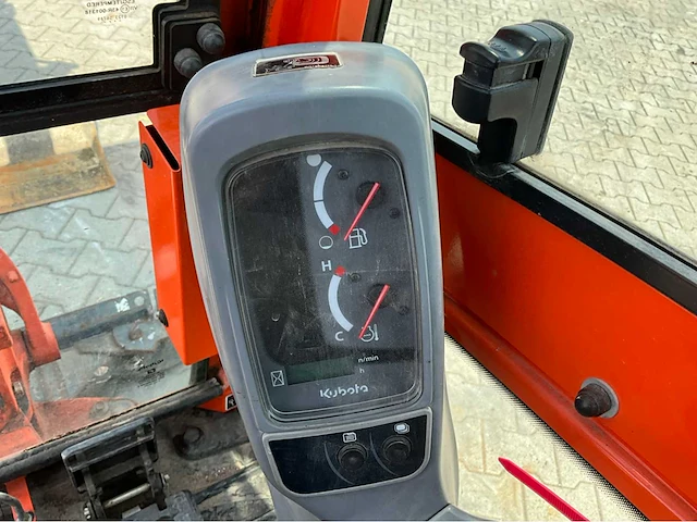 2015 kubota kx016-4 conventionele mini graafmachine - afbeelding 19 van  37