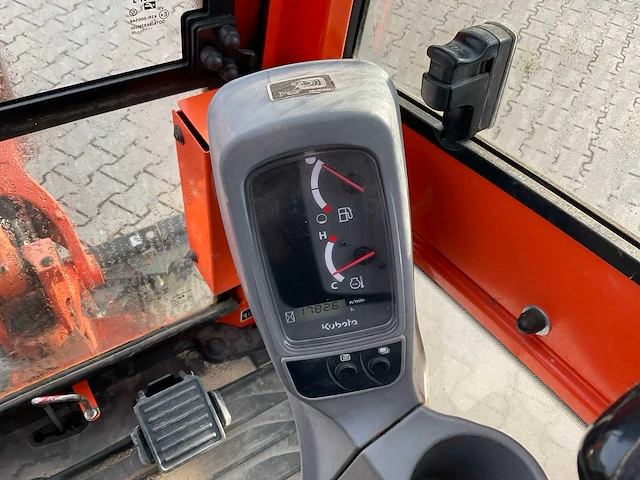 2015 kubota kx016-4 mini graafmachine - afbeelding 13 van  30