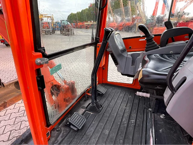 2015 kubota kx016-4 mini graafmachine - afbeelding 17 van  37