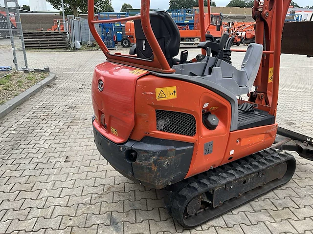2015 kubota kx016-4hg minigraafmachine - afbeelding 16 van  17