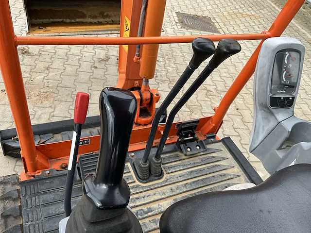2015 kubota kx016-4hg minigraafmachine - afbeelding 2 van  15