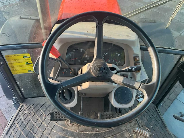 2015 kubota m12 m8560-h-c vierwielaangedreven landbouwtractor - afbeelding 13 van  27