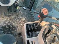 2015 kubota m12 m8560-h-c vierwielaangedreven landbouwtractor - afbeelding 16 van  27