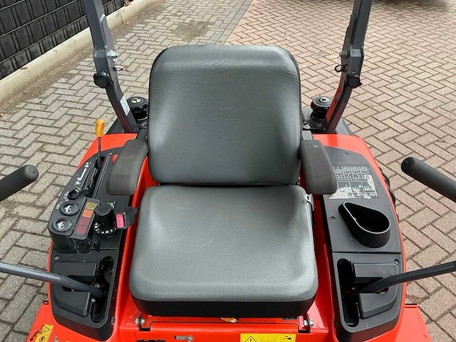 2015 kubota zd326-eu-2 zitmaaier - afbeelding 9 van  44