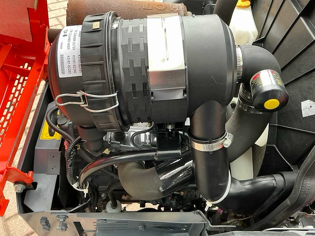 2015 kubota zd326-eu-2 zitmaaier - afbeelding 18 van  44