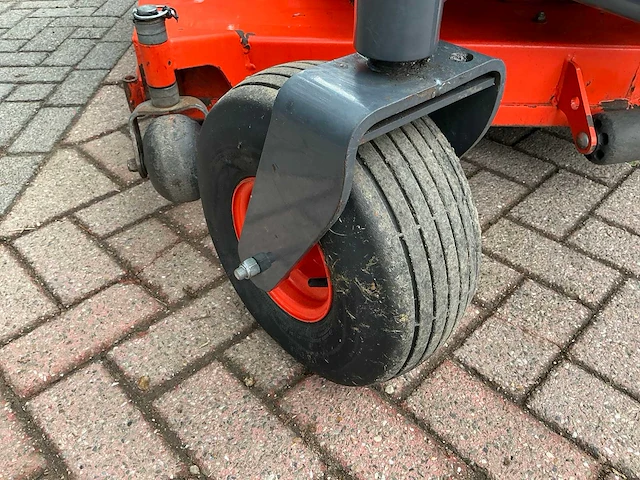 2015 kubota zd326-eu-2 zitmaaier - afbeelding 31 van  44