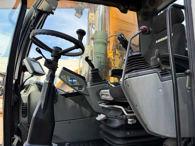 2015 liebherr a 918 compact banden graafmachine - afbeelding 14 van  16