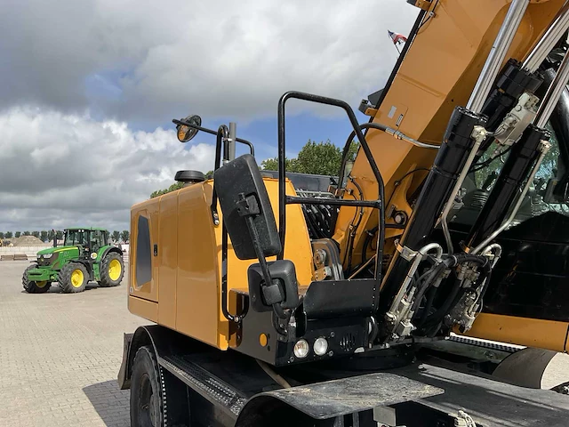 2015 liebherr a914 banden graafmachine - afbeelding 17 van  48