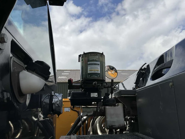 2015 liebherr a914 banden graafmachine - afbeelding 25 van  48