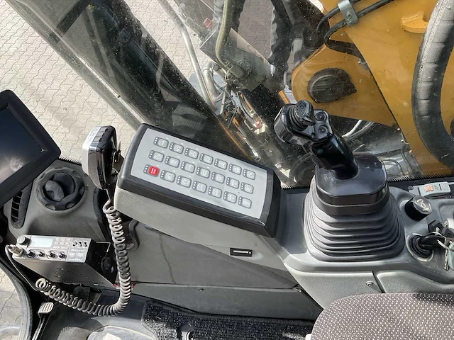2015 liebherr a914 banden graafmachine - afbeelding 31 van  48